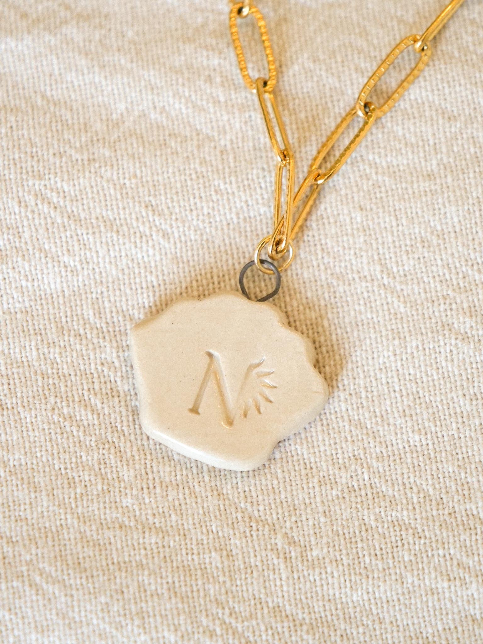 Collier Coquillage Doré – Image 5