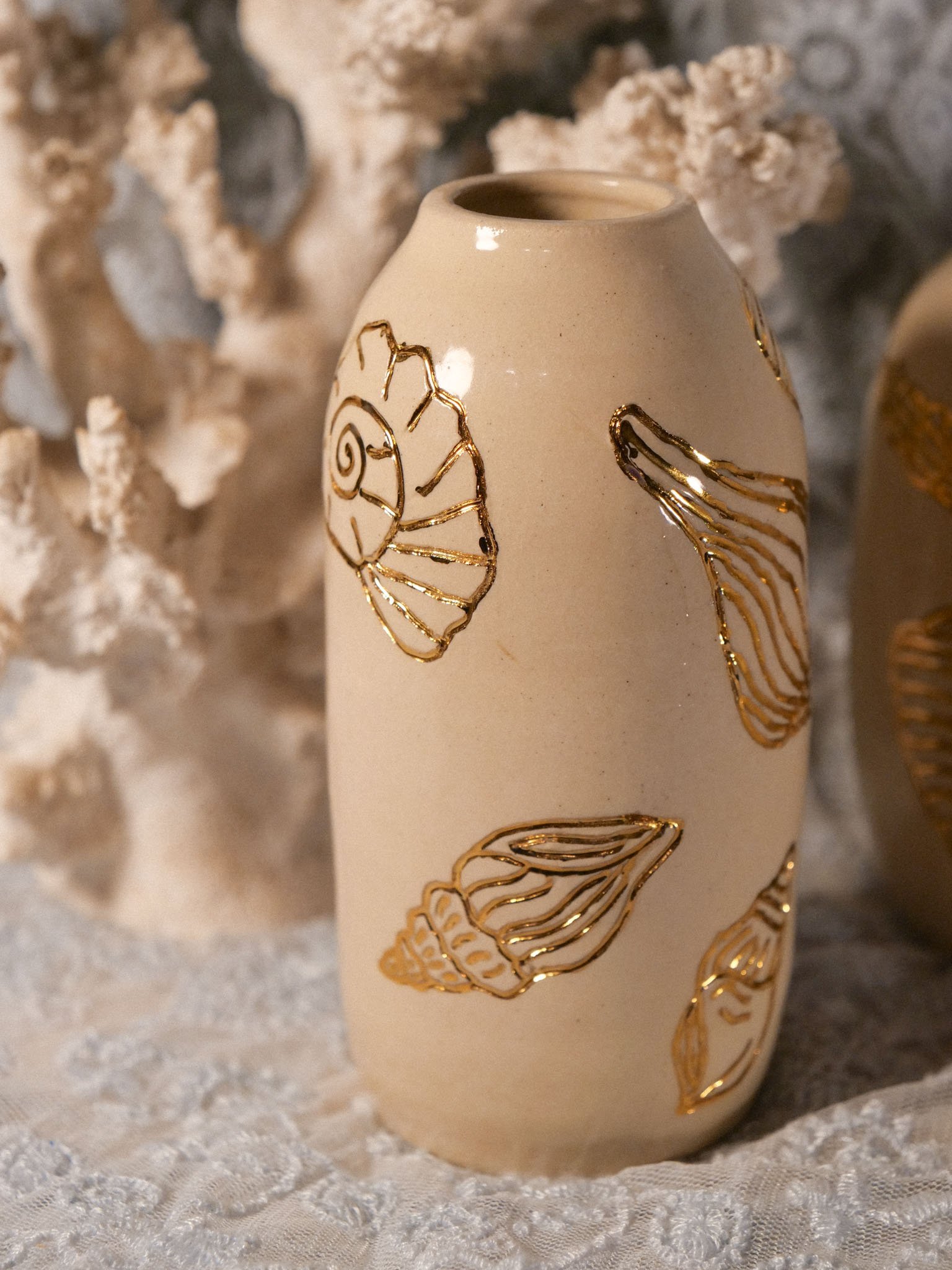 Petit vase golden shell – Image 7