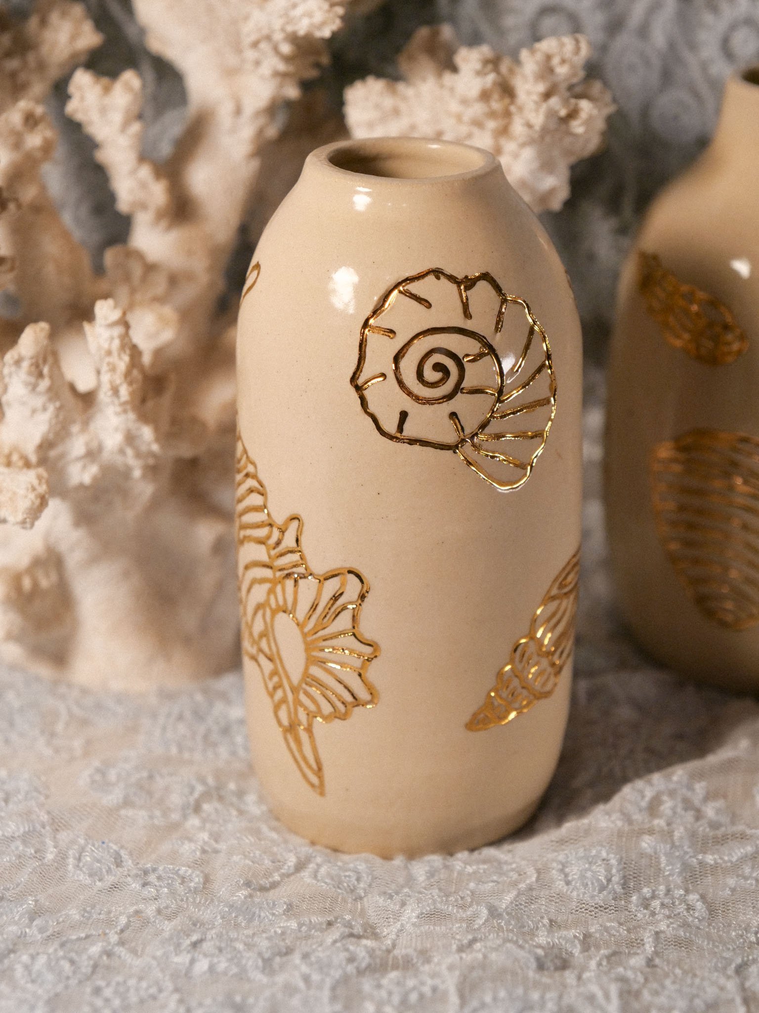 Petit vase golden shell – Image 9